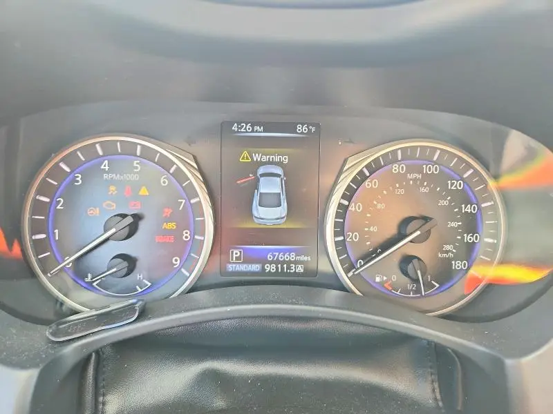2017 INFINITI Q60 PREMIUM  