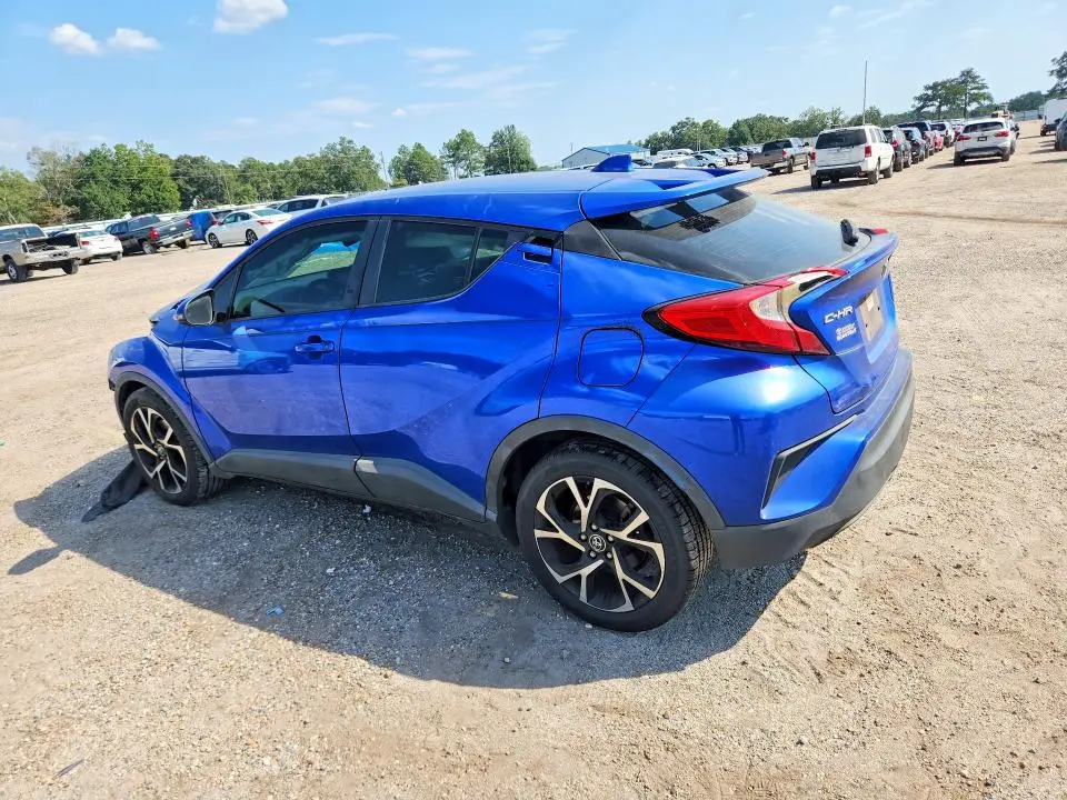 2019 TOYOTA C-HR XLE  