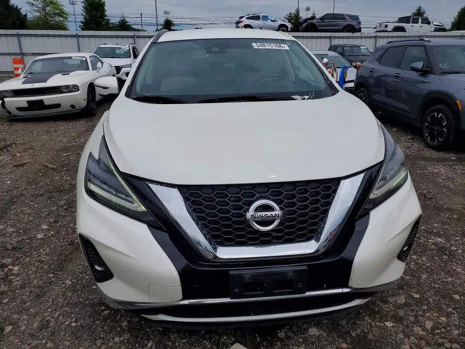 2021 NISSAN MURANO SV  