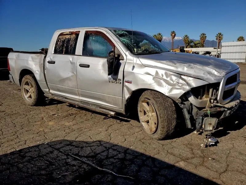 2013 RAM 1500 ST  