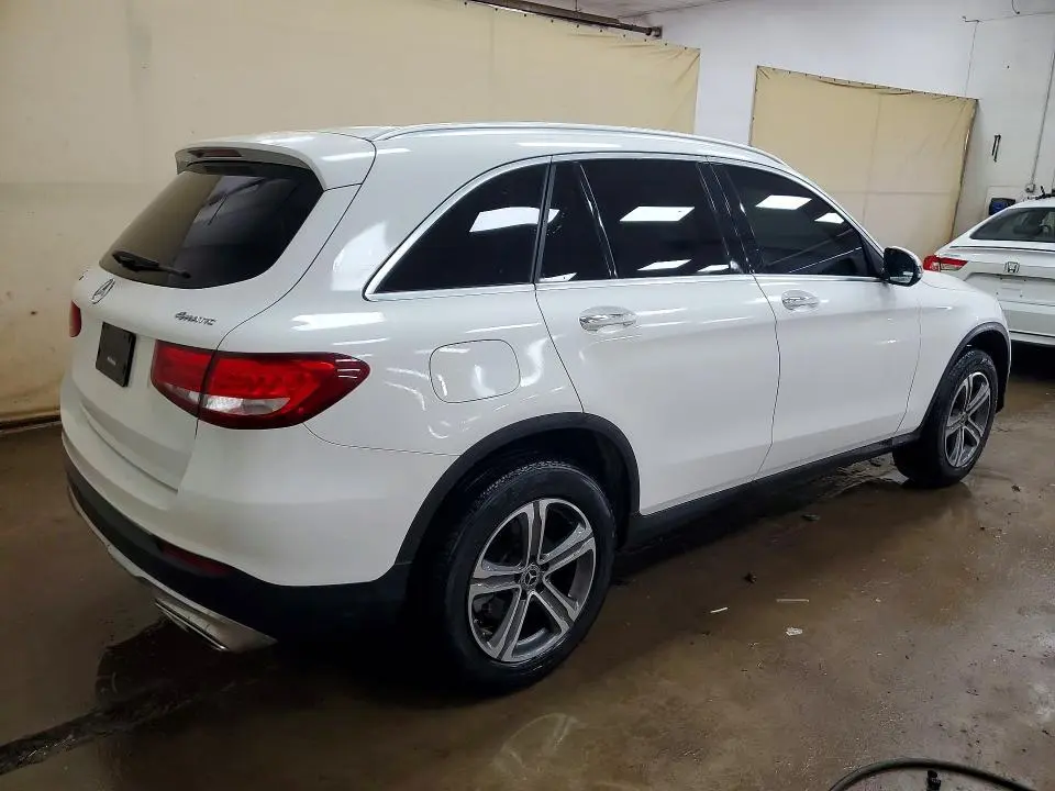 2018 MERCEDES-BENZ GLC 300 4MATIC  