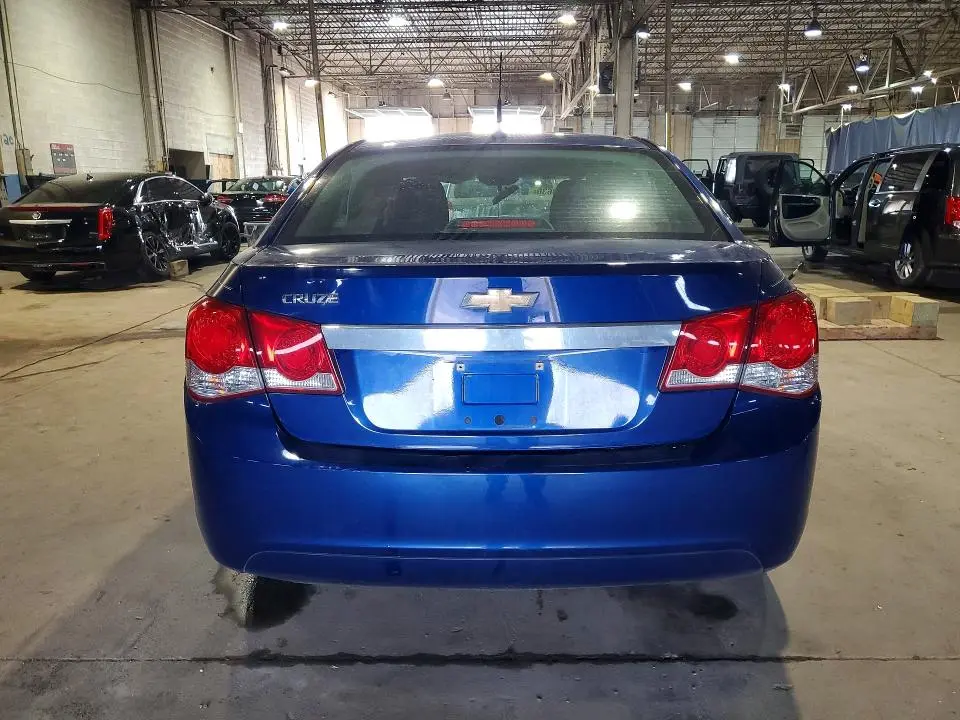 2012 CHEVROLET CRUZE LS  