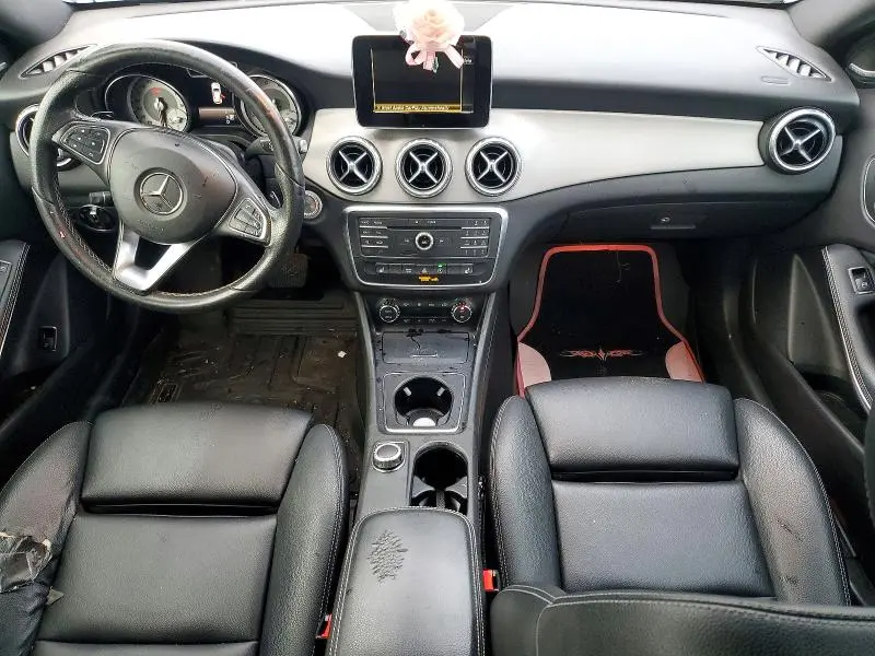 2017 MERCEDES-BENZ GLA 250  