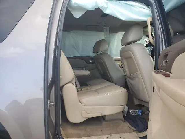 2012 CHEVROLET SUBURBAN C1500 LS  