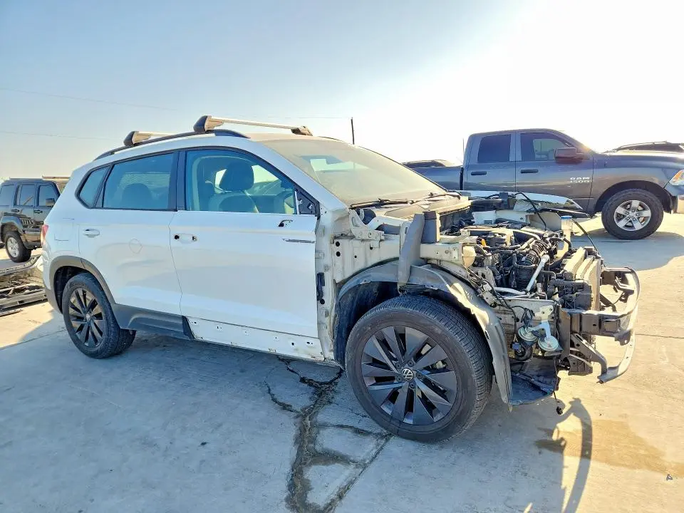 2022 VOLKSWAGEN TAOS S  