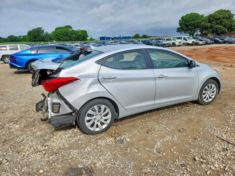 2012 HYUNDAI ELANTRA GLS  