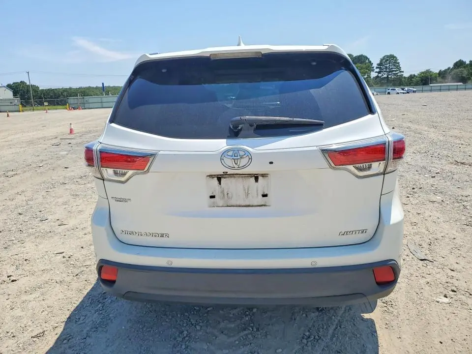 2015 TOYOTA HIGHLANDER LIMITED PLATINUM  