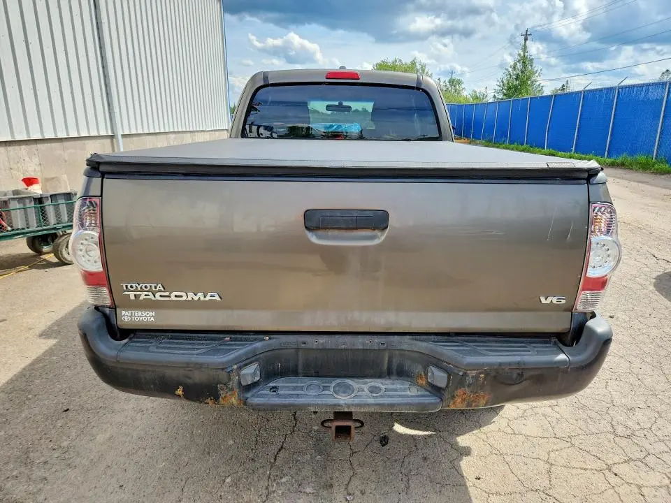 2010 TOYOTA TACOMA V6  