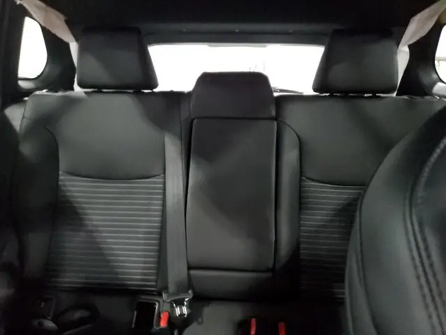 2025 TOYOTA COROLLA CROSS SE  