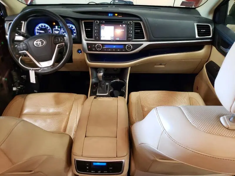 2015 TOYOTA HIGHLANDER LIMITED  