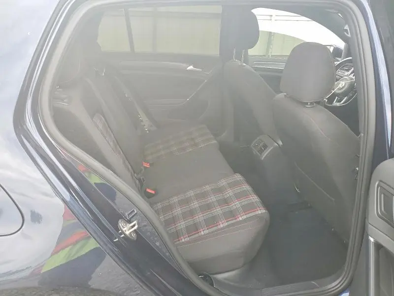 2018 VOLKSWAGEN GTI S/SE  