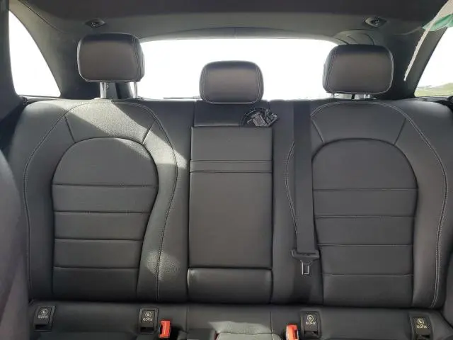 2017 MERCEDES-BENZ GLC 300