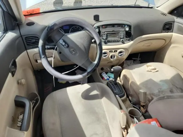 2011 HYUNDAI ACCENT GLS  