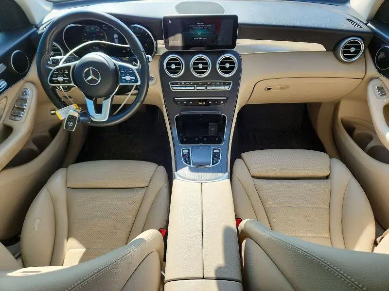 2021 MERCEDES-BENZ GLC 300  