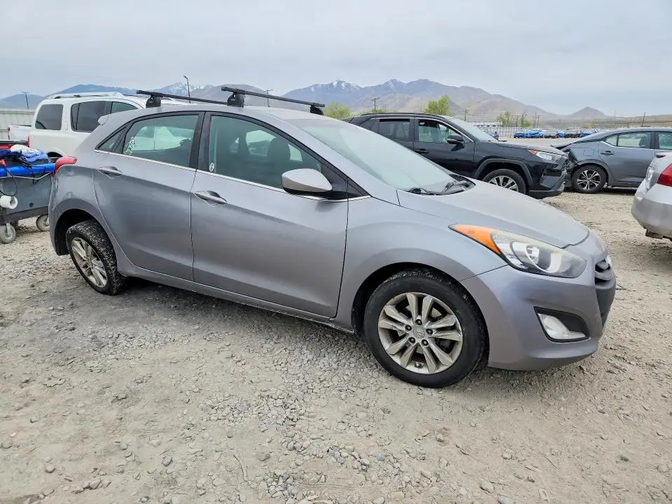 2013 HYUNDAI ELANTRA GT BASE  
