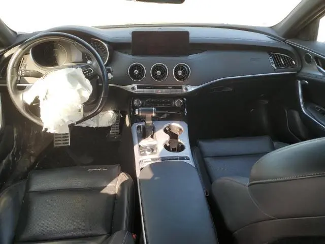 2022 KIA STINGER GT1  
