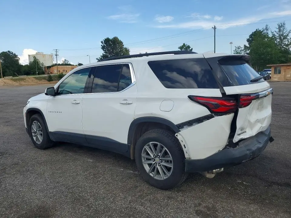 2023 CHEVROLET TRAVERSE LT  
