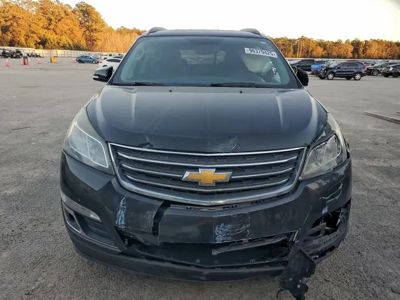 2015 CHEVROLET TRAVERSE LT  