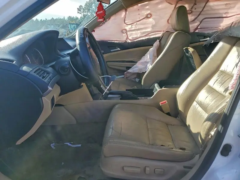 2011 HONDA ACCORD SE  