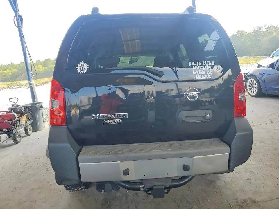 2010 NISSAN XTERRA X  