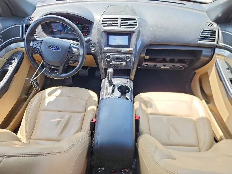2017 FORD EXPLORER XLT  