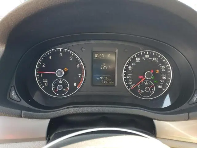 2015 VOLKSWAGEN PASSAT S  