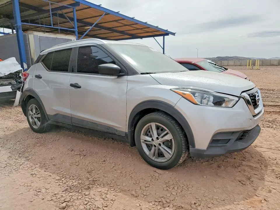 2019 NISSAN KICKS S  