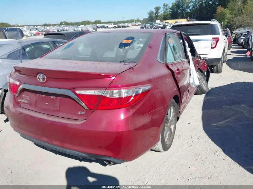 2015 TOYOTA CAMRY SE