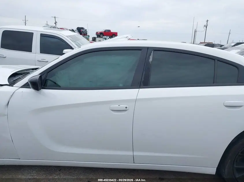 2018 DODGE CHARGER SXT RWD