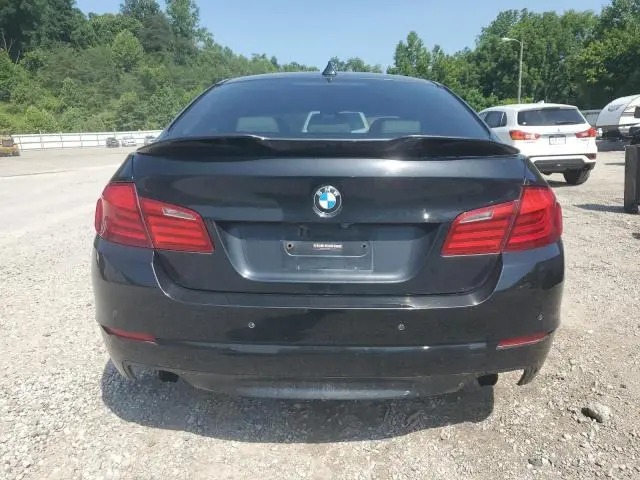 2011 BMW 550 XI  