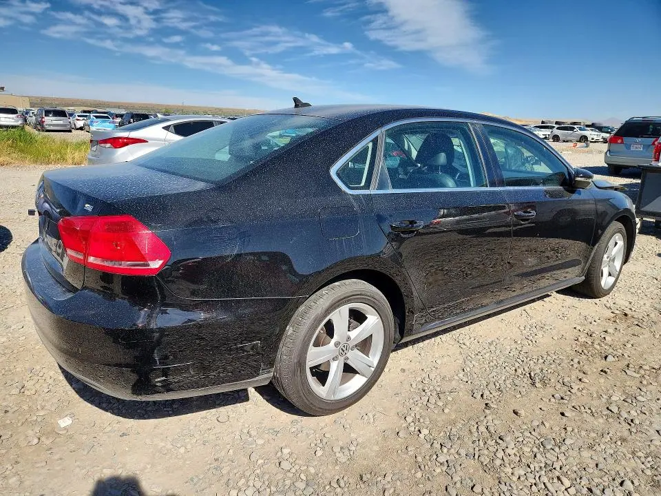 2012 VOLKSWAGEN PASSAT SE  