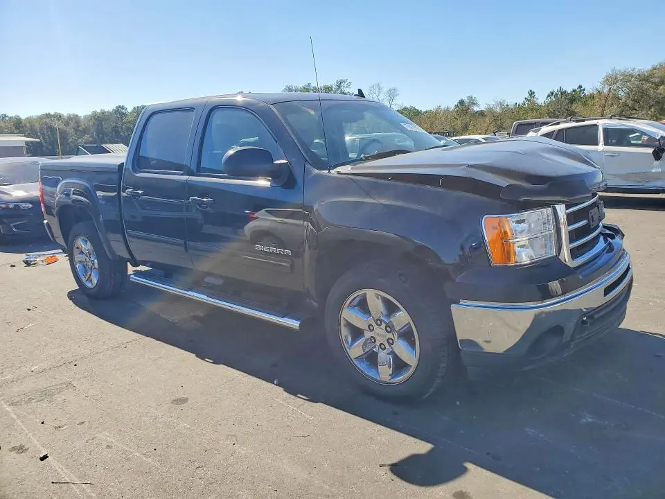 2013 GMC SIERRA C1500 SLT  