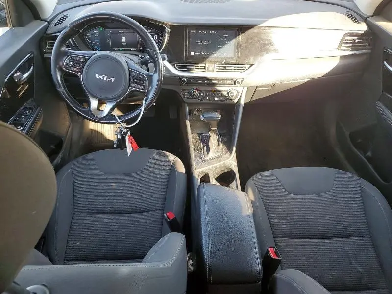 2022 KIA NIRO LXS  