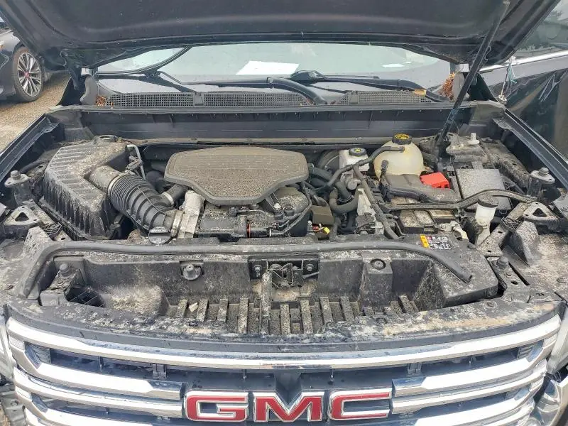 2021 GMC ACADIA SLT  