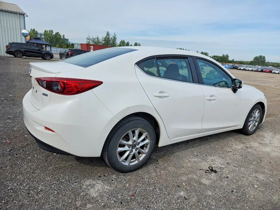 2015 MAZDA 3 TOURING  