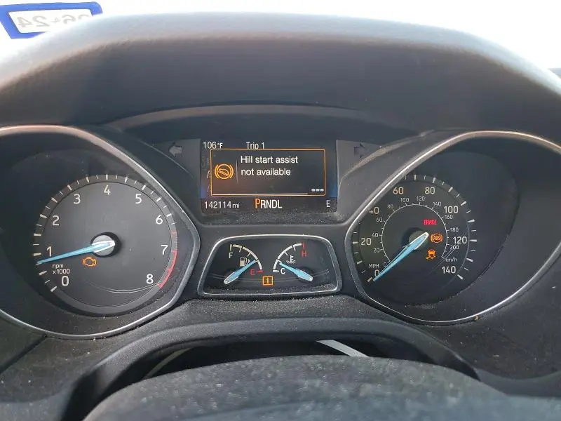 2015 FORD FOCUS SE  