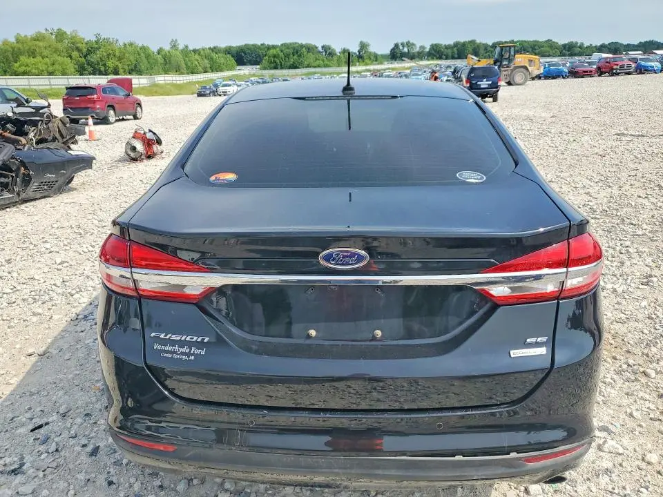 2017 FORD FUSION SE  