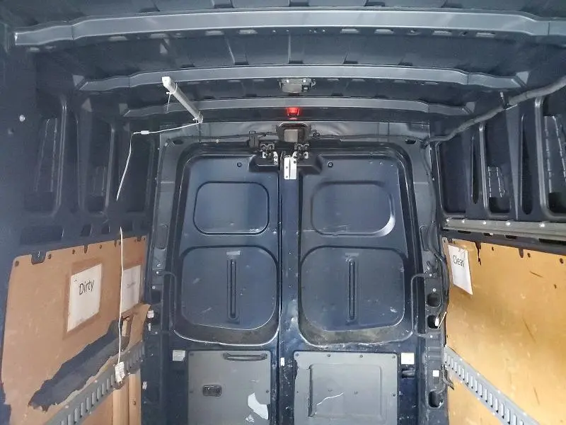 2012 NISSAN NV 2500  