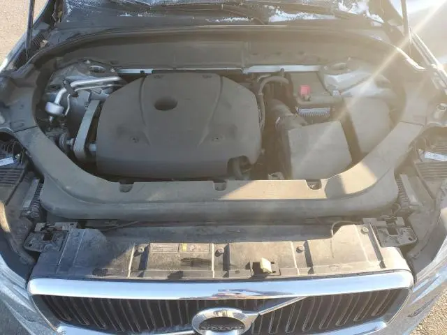 2018 VOLVO XC60 T5 MOMENTUM  
