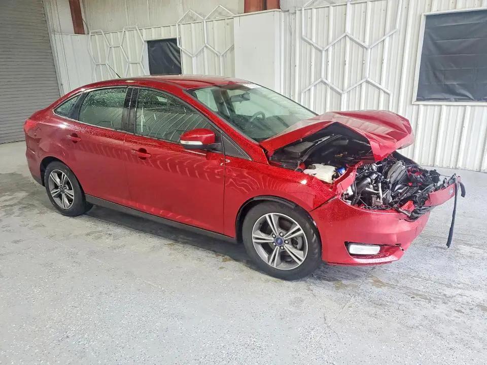 2017 FORD FOCUS SE  