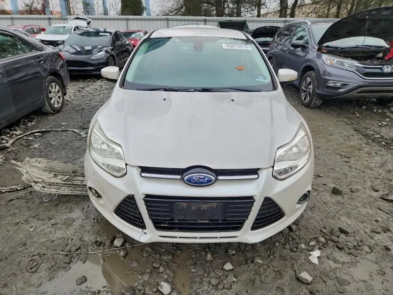 2012 FORD FOCUS TITANIUM  