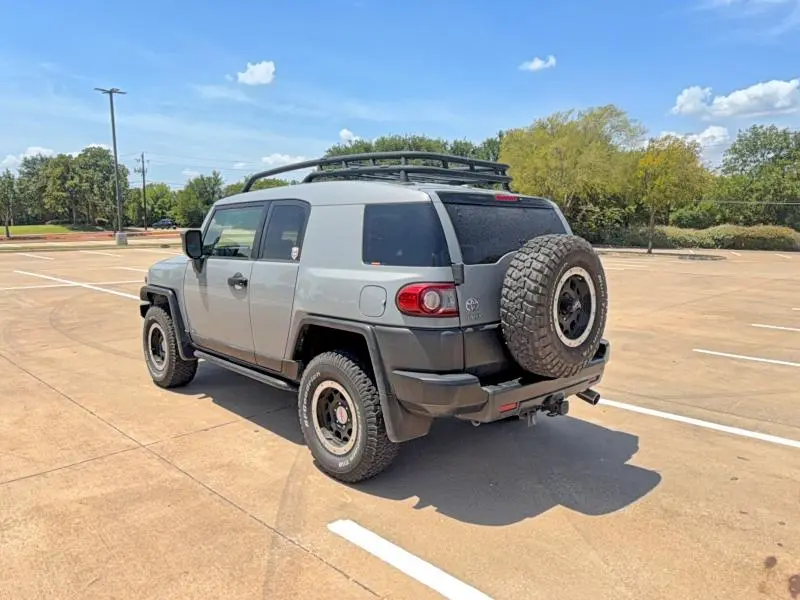 2013 TOYOTA FJ CRUISER BASE  