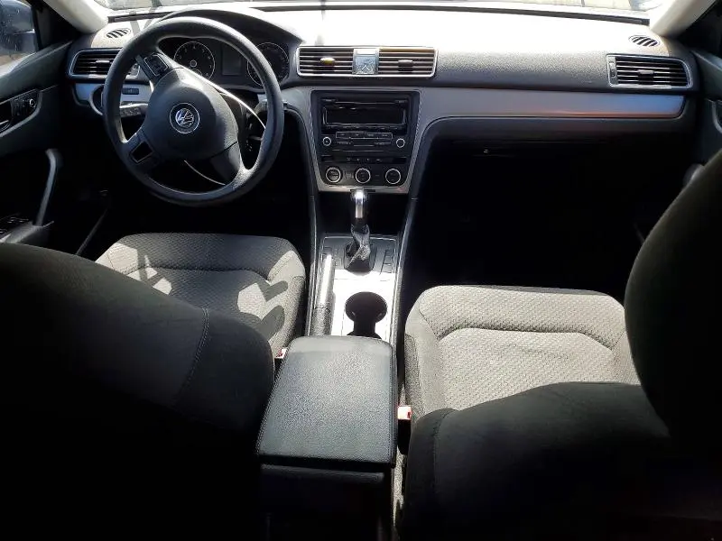 2012 VOLKSWAGEN PASSAT S  