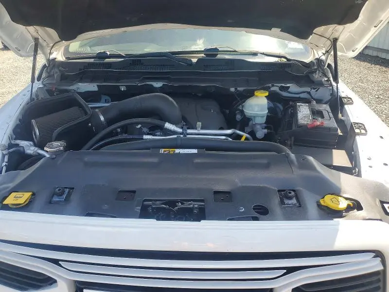 2017 RAM 1500 SPORT  