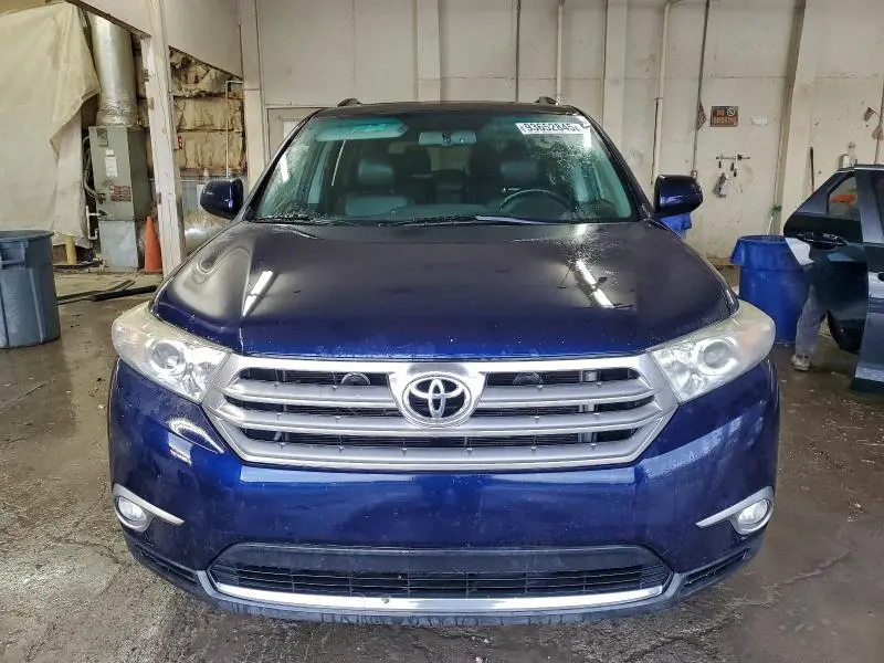 2012 TOYOTA HIGHLANDER BASE  