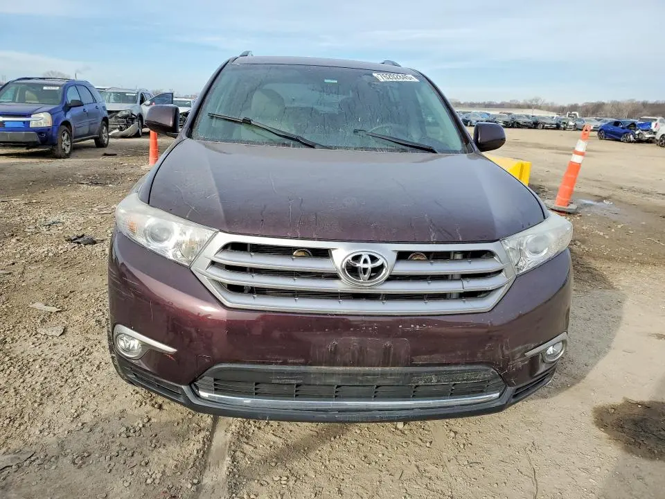 2013 TOYOTA HIGHLANDER BASE  