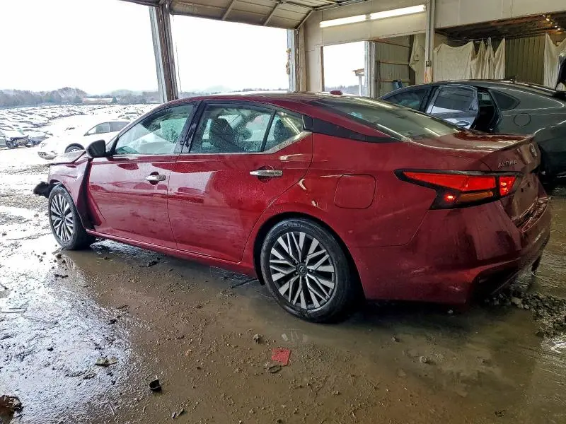 2024 NISSAN ALTIMA SV  