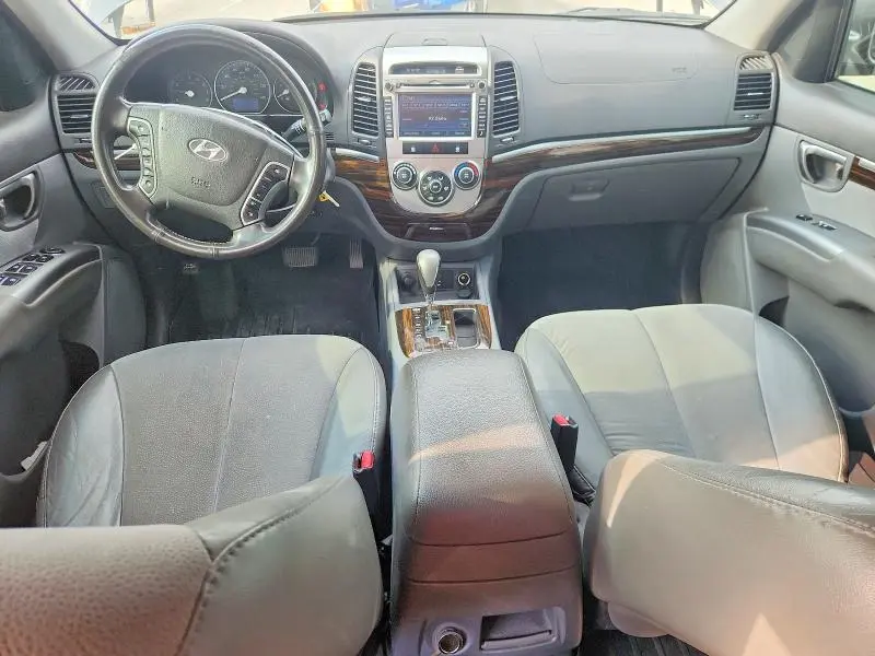 2012 HYUNDAI SANTA FE SE  