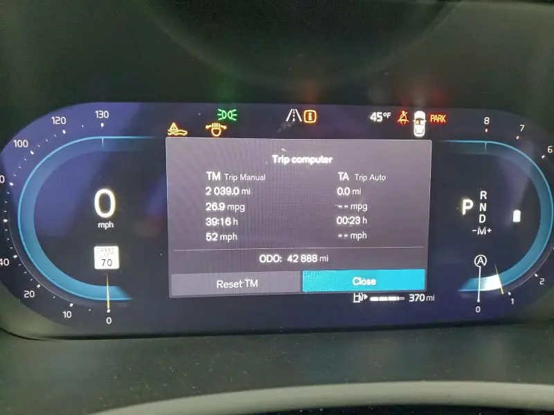 2023 VOLVO XC90 PLUS  