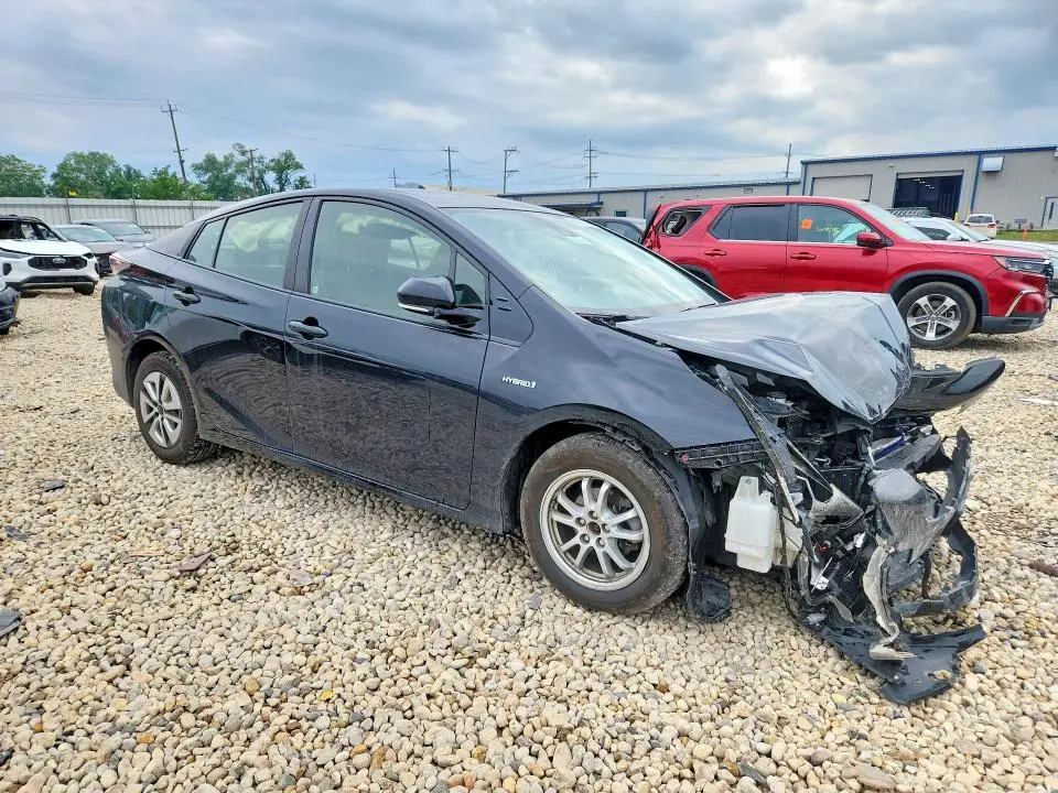 2018 TOYOTA PRIUS THREE  